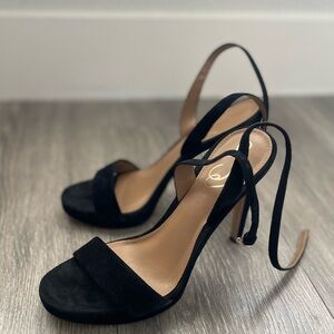 Women heeled sandals black